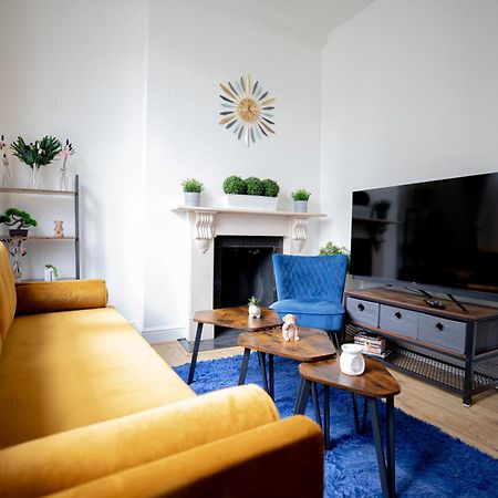 Perfect Location 4Bed 2 Bath Spacious Apartment Londra Exterior foto