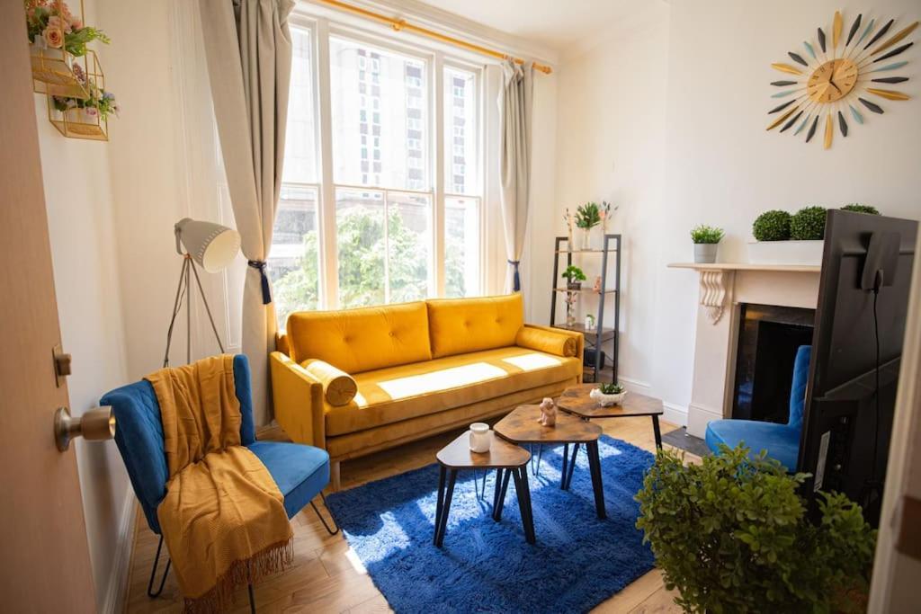 Perfect Location 4Bed 2 Bath Spacious Apartment Londra Exterior foto