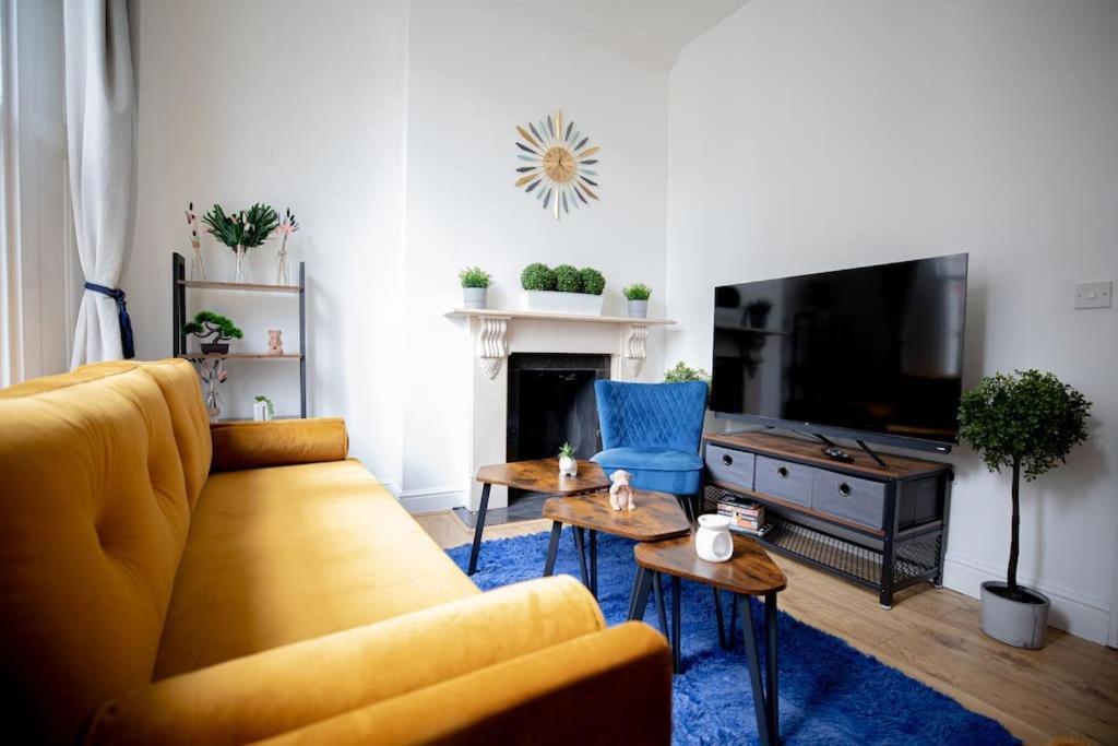 Perfect Location 4Bed 2 Bath Spacious Apartment Londra Exterior foto