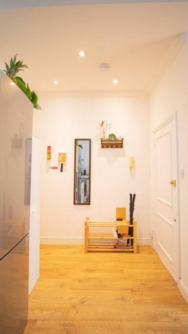 Perfect Location 4Bed 2 Bath Spacious Apartment Londra Exterior foto