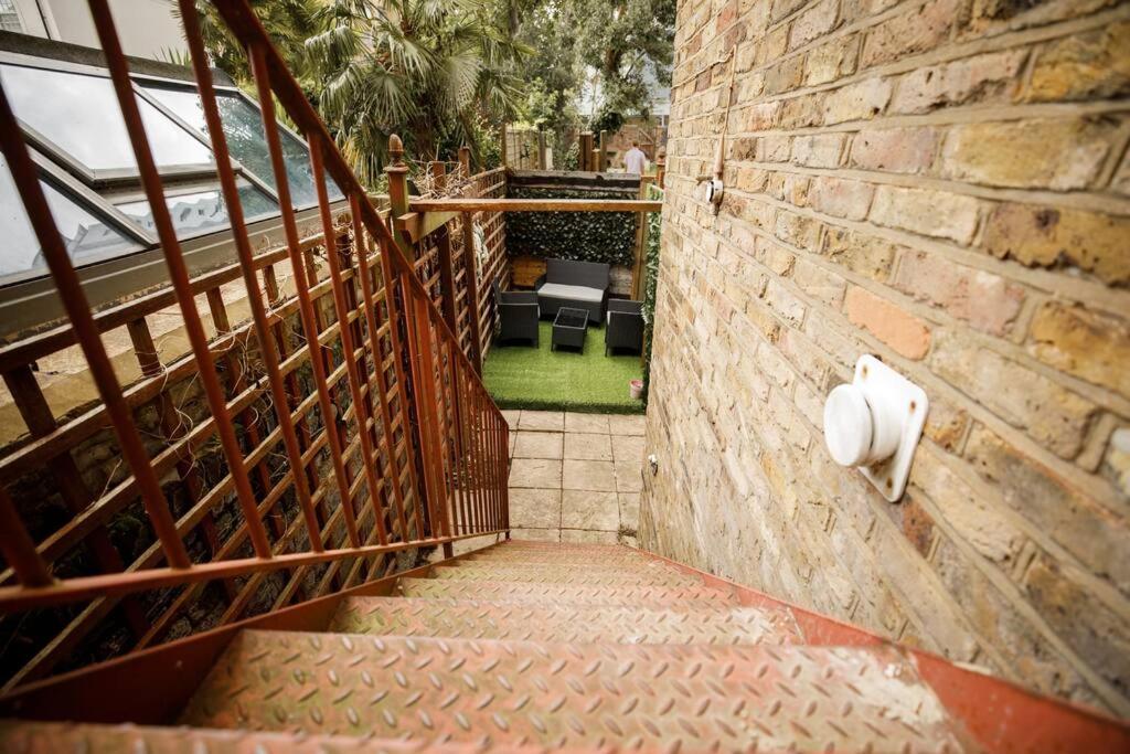 Perfect Location 4Bed 2 Bath Spacious Apartment Londra Exterior foto